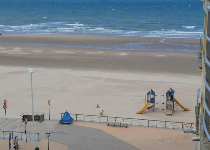 아파트 Residentie Zon & Zee Ref 20 *